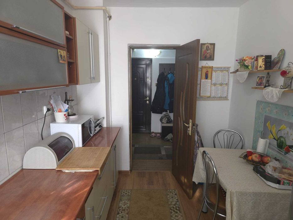 Apartament 2 camere decomandat – parter – 63 mp – lângă Școala nr. 3