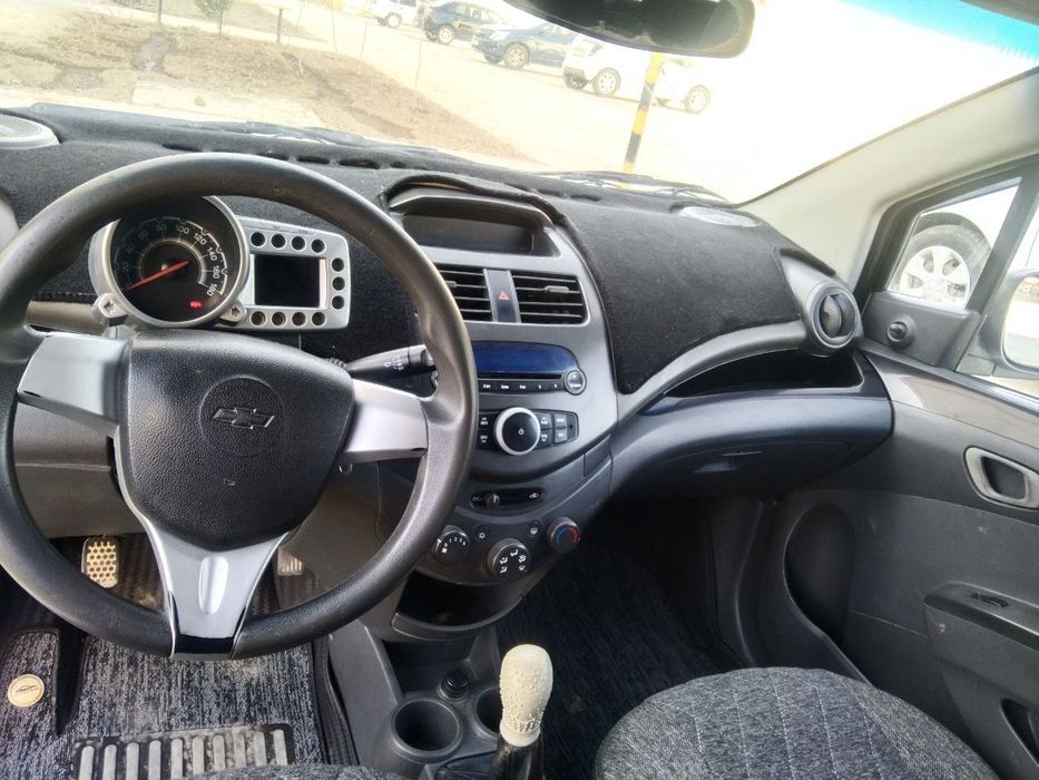 Спарк машинасы сатылады.Жагдайы Жаксы.Краска родной 2011 жыл.Келисимли