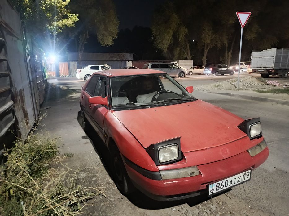 Продам mazda 323