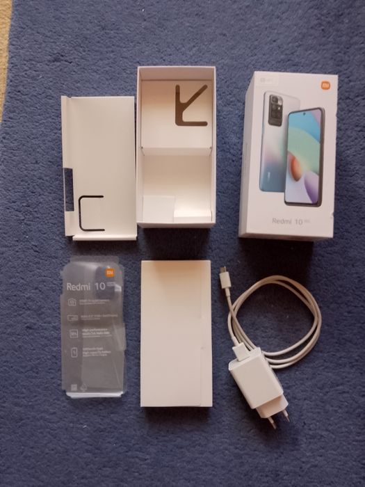 Casete audio cu muzica, încărcător Xiaomi Redmi 10