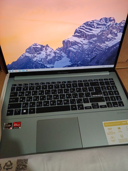 Ноутбук Asus vivobook
