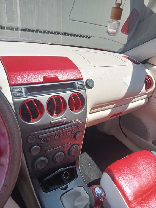 Vând Mazda 6 an fabricație 2006