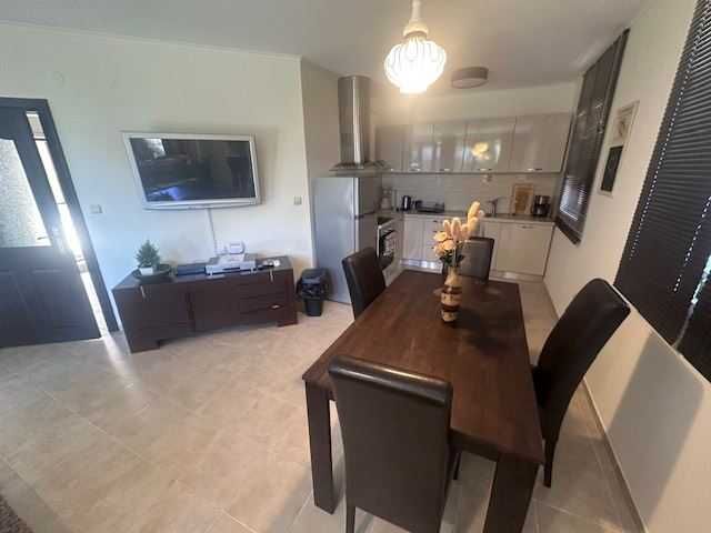 Просторен тристаен апартамент в к-с „Bay View Villas“