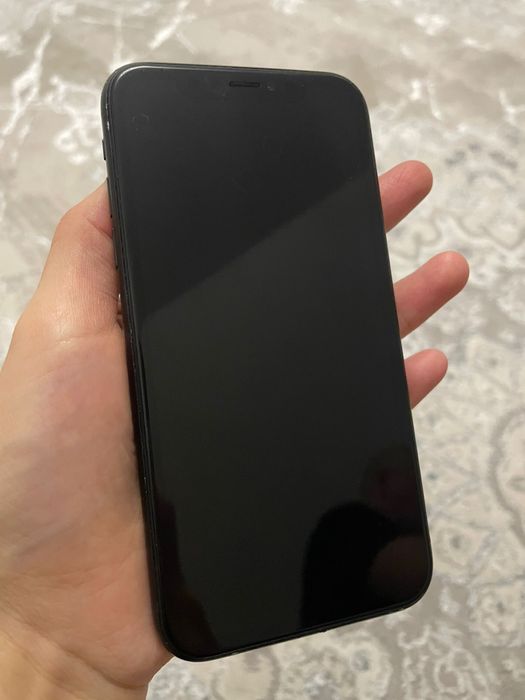 Продам iPhone xr