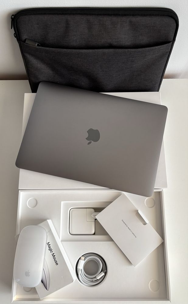 MacBook Air M1, 16 GB RAM, 256 GB Stocare Cluj-Napoca • OLX.ro