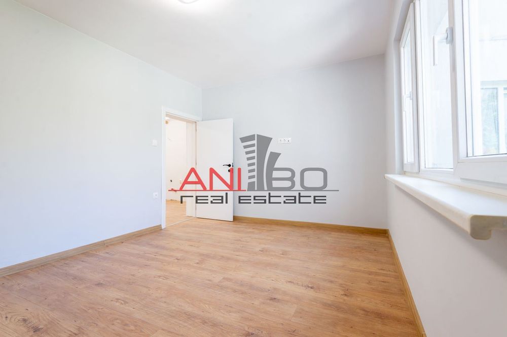 Продава се Тристаен апартамент в Варна, Спортна зала - 76 кв.м за 3408 €/кв.м - Снимка #2