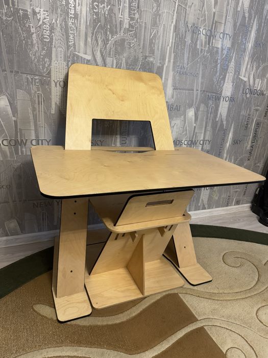 Стол- трансформер для детишек