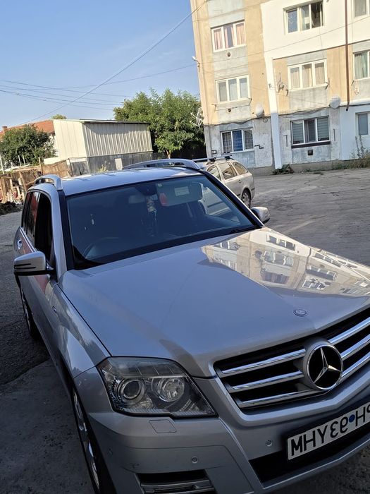Vând Mercedes glk
