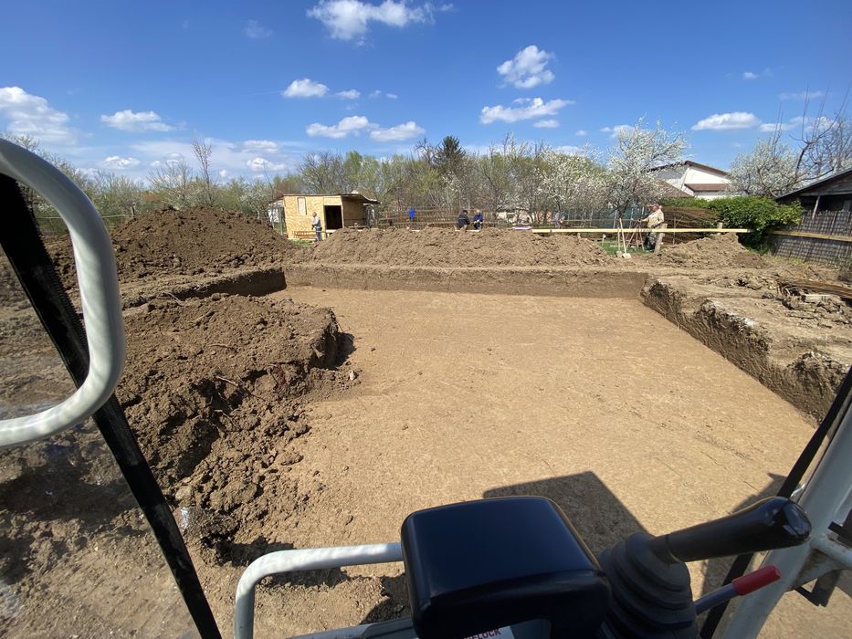 Inchiriere Bobcat miniexcavator Miniincarcator