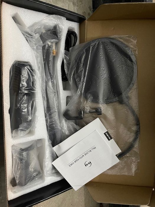 Microfon cu condensator live/tiktok/studio