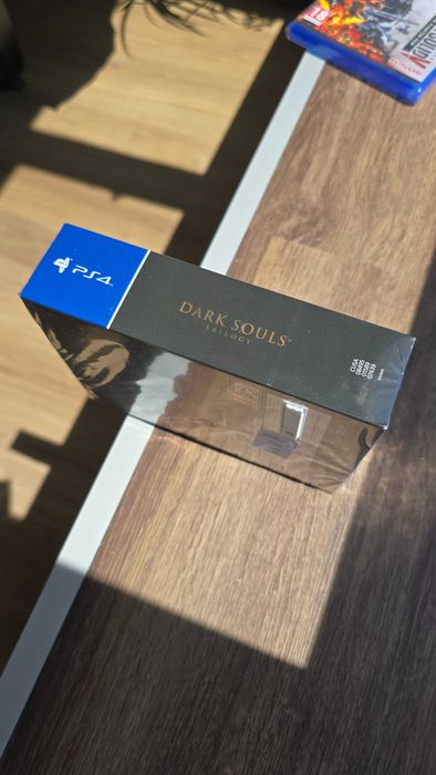 Dark Souls Trilogy (PS4) - Неразопакована!