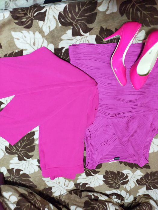 Set pantalon ,top,pantofi