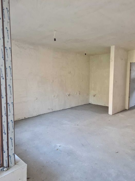 Продава се Двустаен апартамент в Плевен, Широк център - 82 кв.м за 1305 €/кв.м - Снимка #1