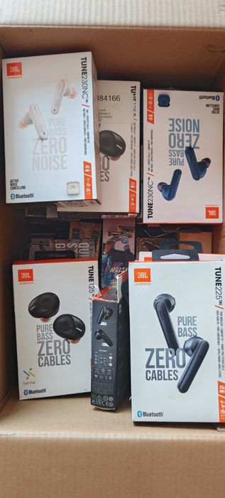 Слушалки jbl различни на едро