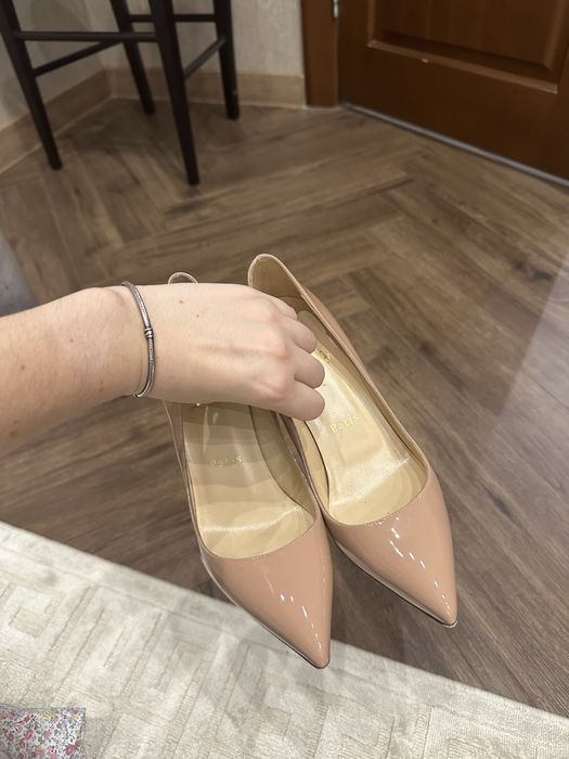 Продам кожанные туфли