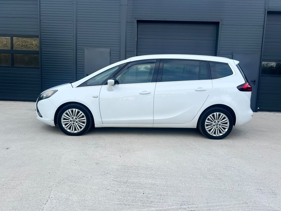 Opel Zafira C 2016 1.4benzina +GPL 140cp