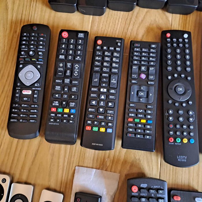 Telecomenzi  tv smart