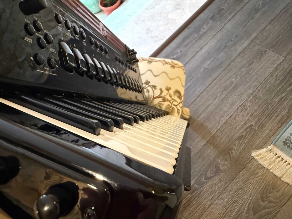 Acordeon Bugari Evo