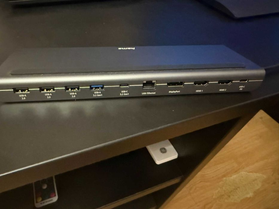 Hama 200100 10-в-1 USB Type-C Docking Station