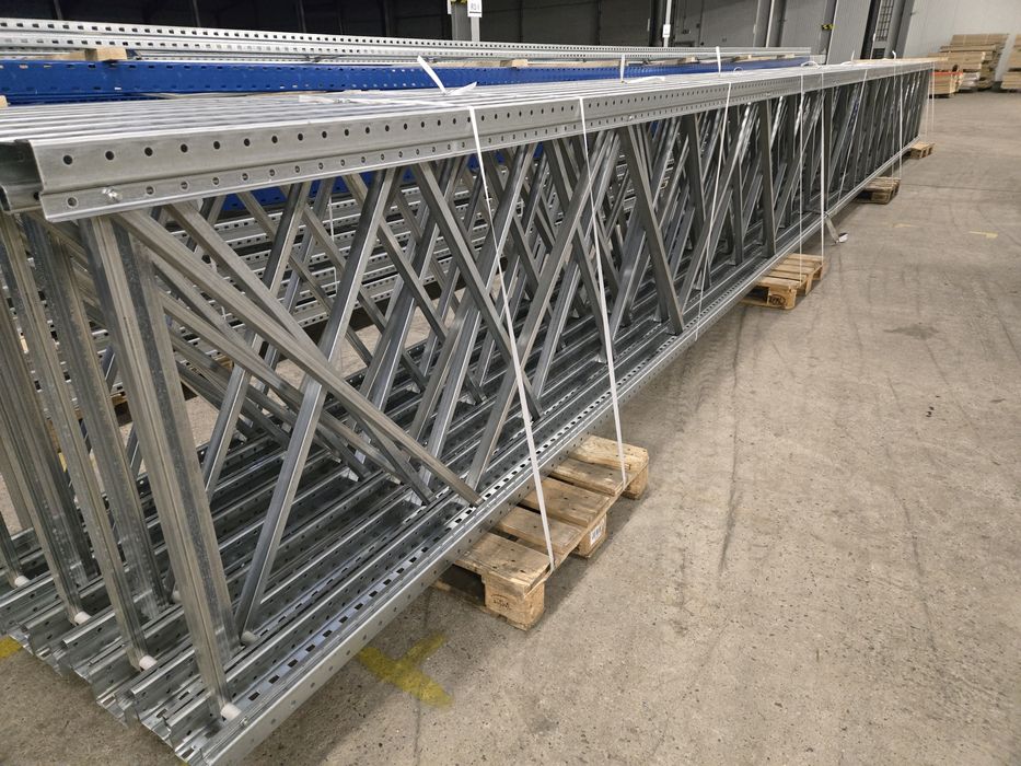 Rafturi pentru paleți industriale dexion