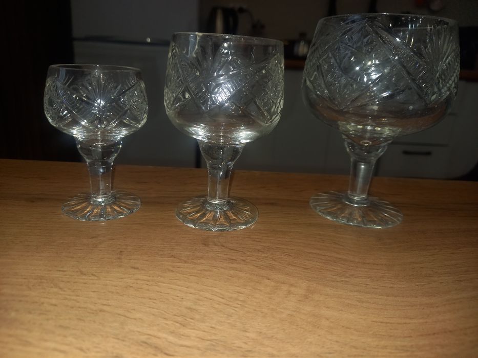 Продам хрустальный комплект