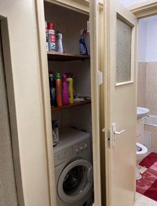 Inchiriez 2 camere crangasi constructorilor accept animalute