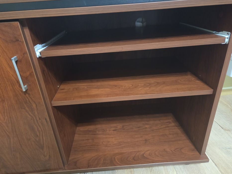 Бюро  ученическо