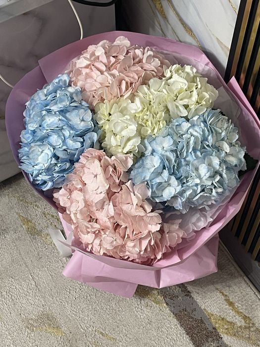продам букет гортензии