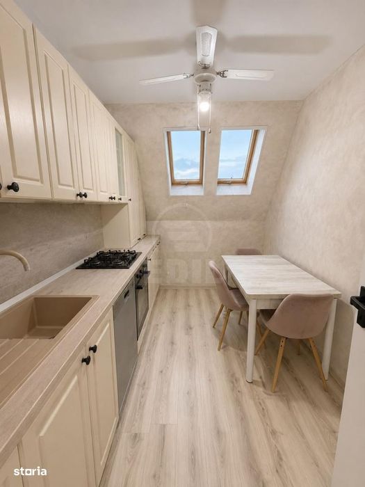 Apartament 3 camere decomandate zona Cetatii ansamblu New City