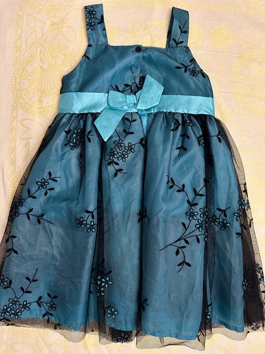 Праздничное платье для девочки