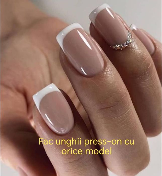 Unghii press-on cu modelul dorit de dumneavoastră