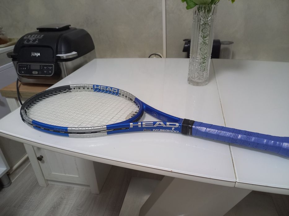 Rachete tenis Wilson, Head