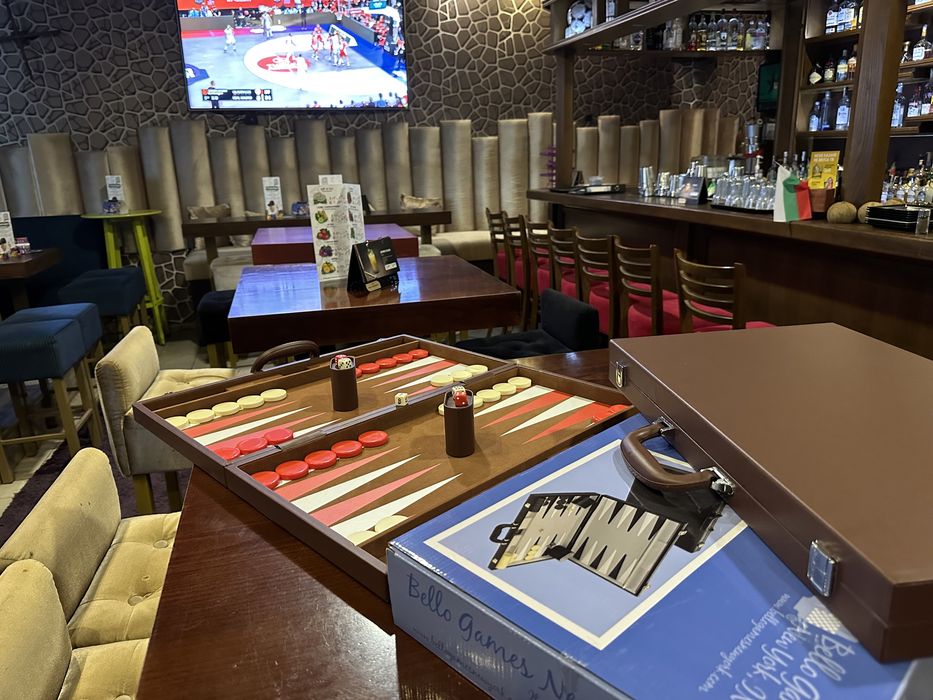 Табла за игра Backgammon професионална 53см