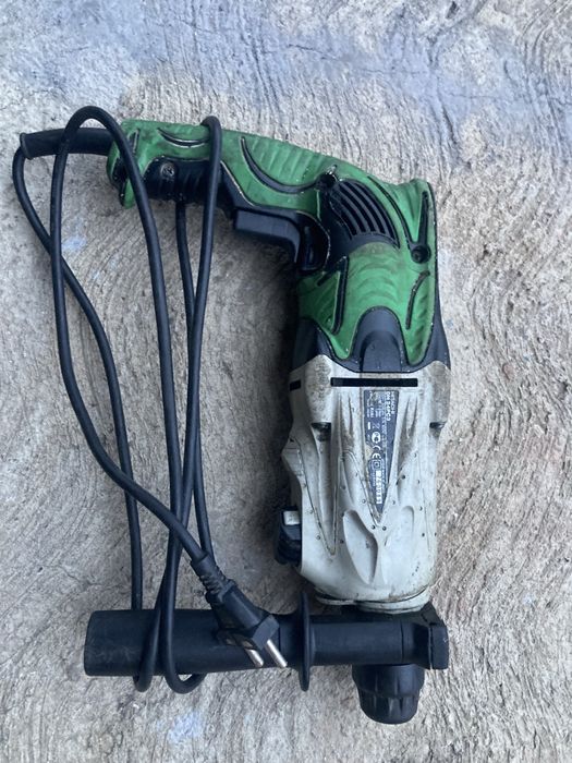 Rotopercutor Hitachi DH 24PC3 800w