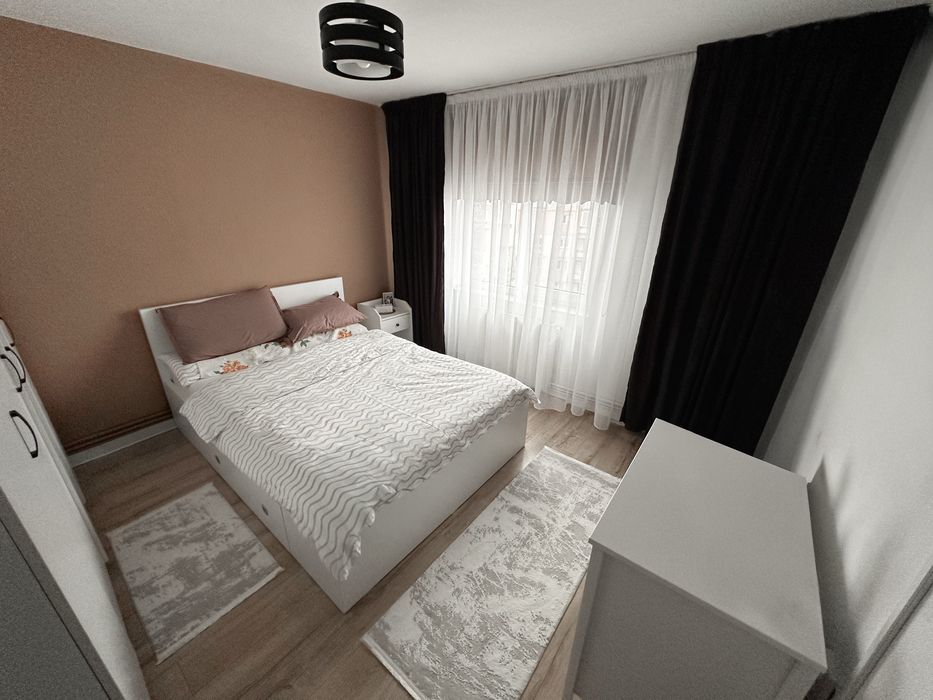 Apartament 2 camere decomandate