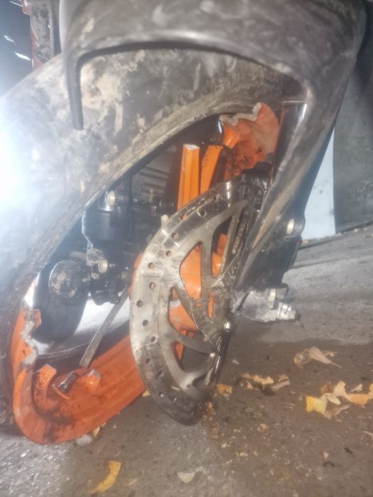 Vând ktm rc 125 2016 avariat