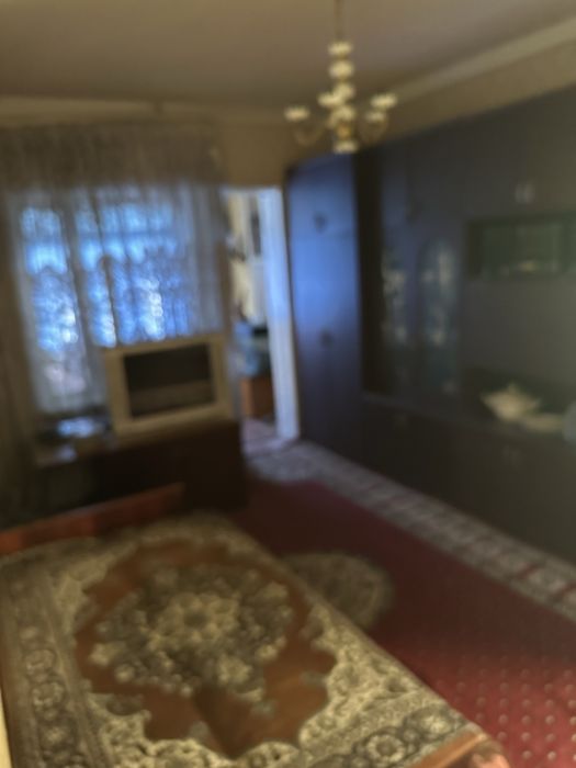 Продаётся 2-комнатная квартира, Юнусабад-17, 4 этаж, балкон 2×6 Срочно