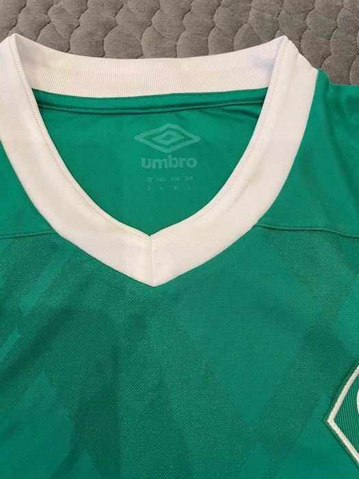 Тениска на Manchester United