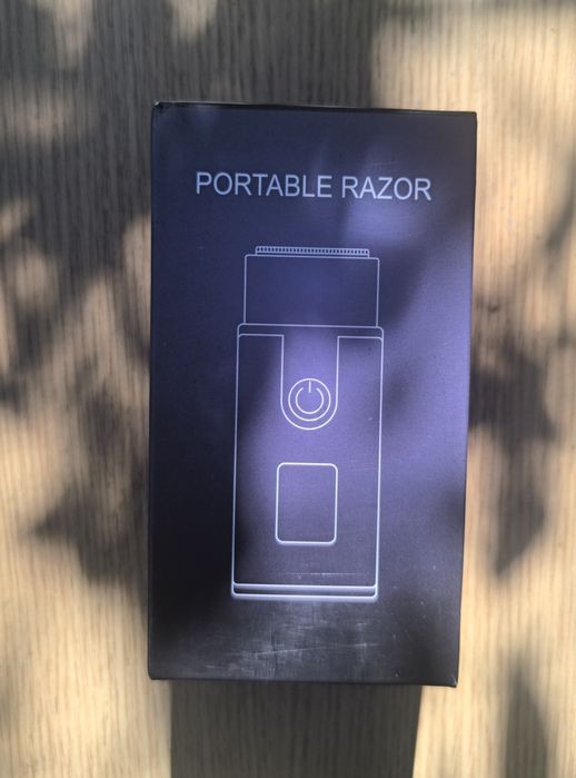 Mini Aparat de Ras Electric Portabil Ideal Voiaj / Mașină, Afișaj LED