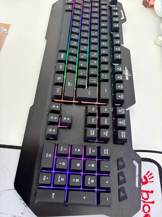 Компютър в гаранция + оборудване