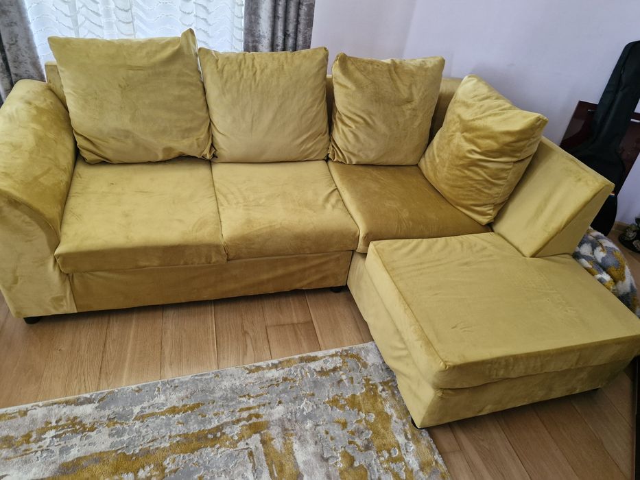 Canapea pentru sufragerie