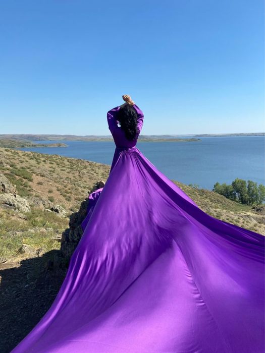 Платья со шлейфом