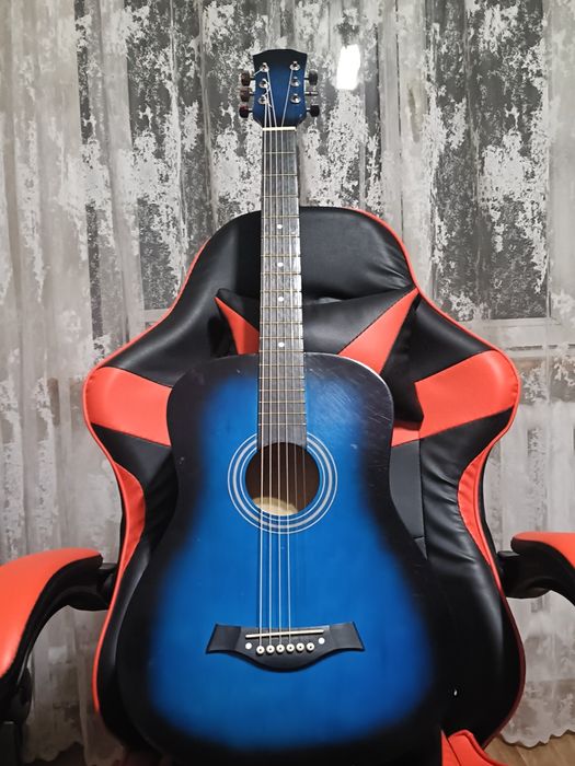 Продается гитара