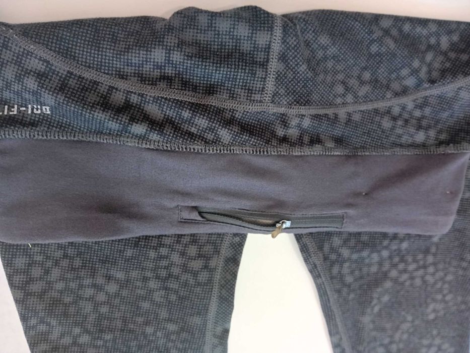 Черен клин NIKE PRO