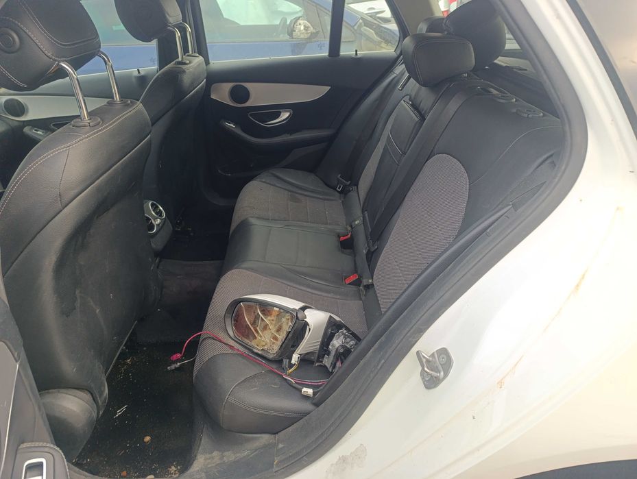 Мерцедес Ц220 /  Mercedes-Benz C 220D 4matic - на части