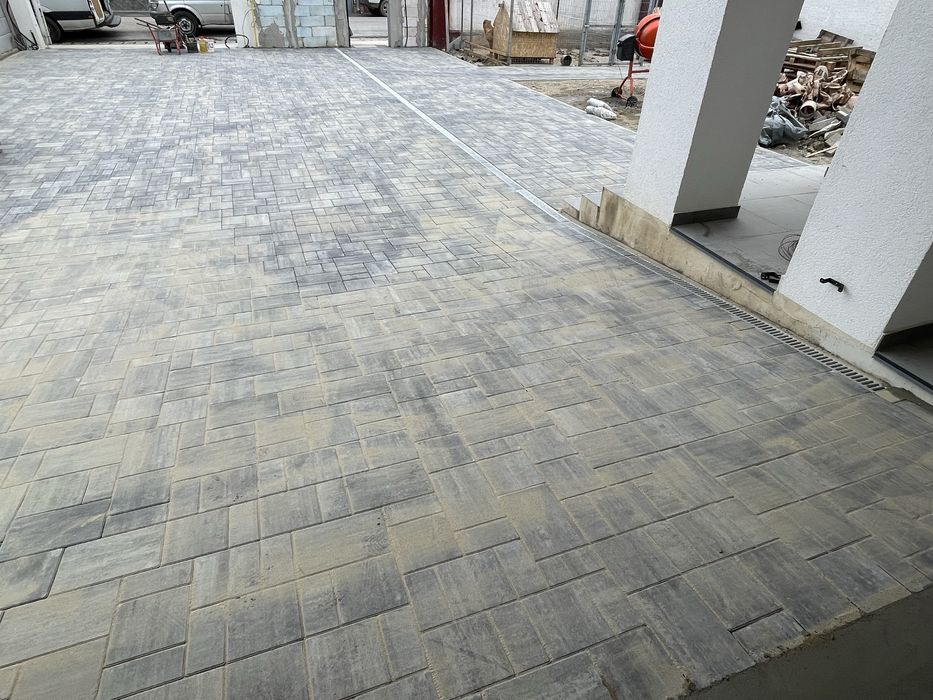 Transformam curtea ta | Montaj pavele Brasov | Borduri