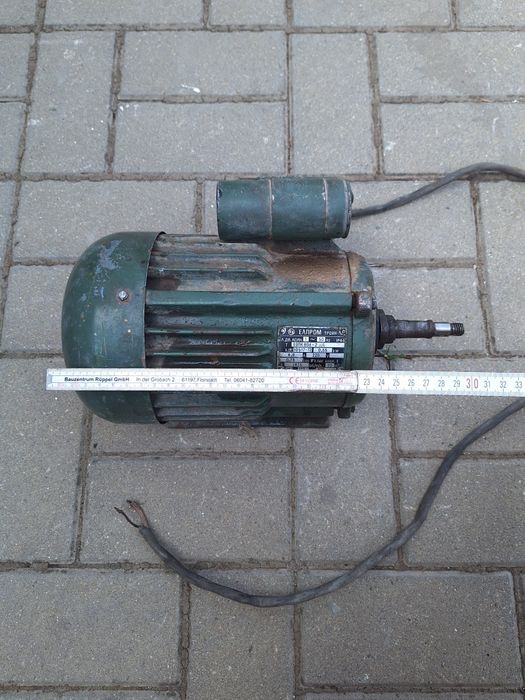 Електрически двигател асинхронен 4.8 А, 220 V, 0.55 kW