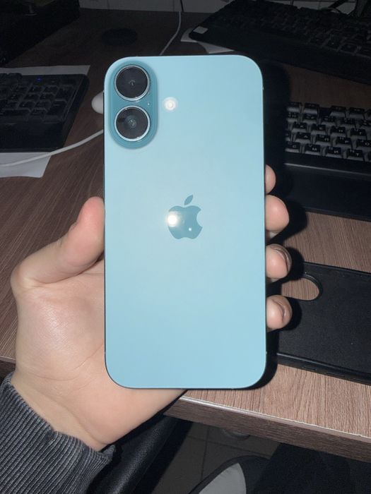 iphone 16 128 gb teal