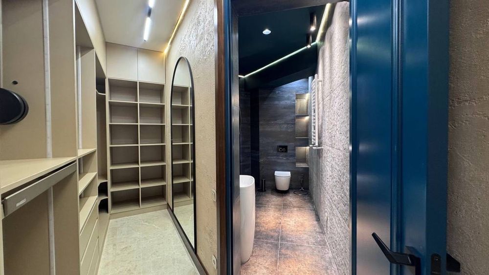 Продается Нежилое Помещение в Seoul Plaza 155 м2 тц Next