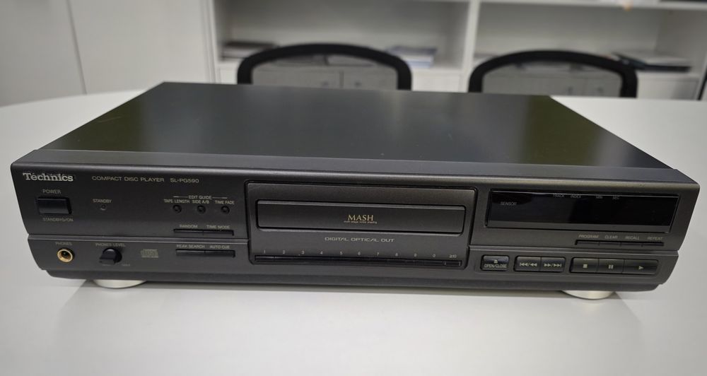 CD плеър Technics SL-PG590